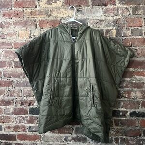 Lands' End Olive Quilted Camping Poncho